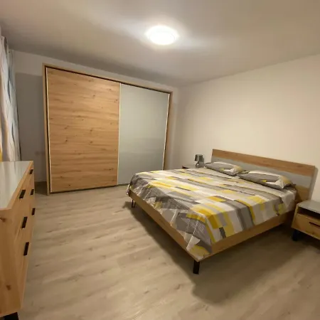 Modern Apartment With Large Outdoor Area - Sleeps 7, Close To Malta International Airport Ħal Ħal Luqa Extérieur photo