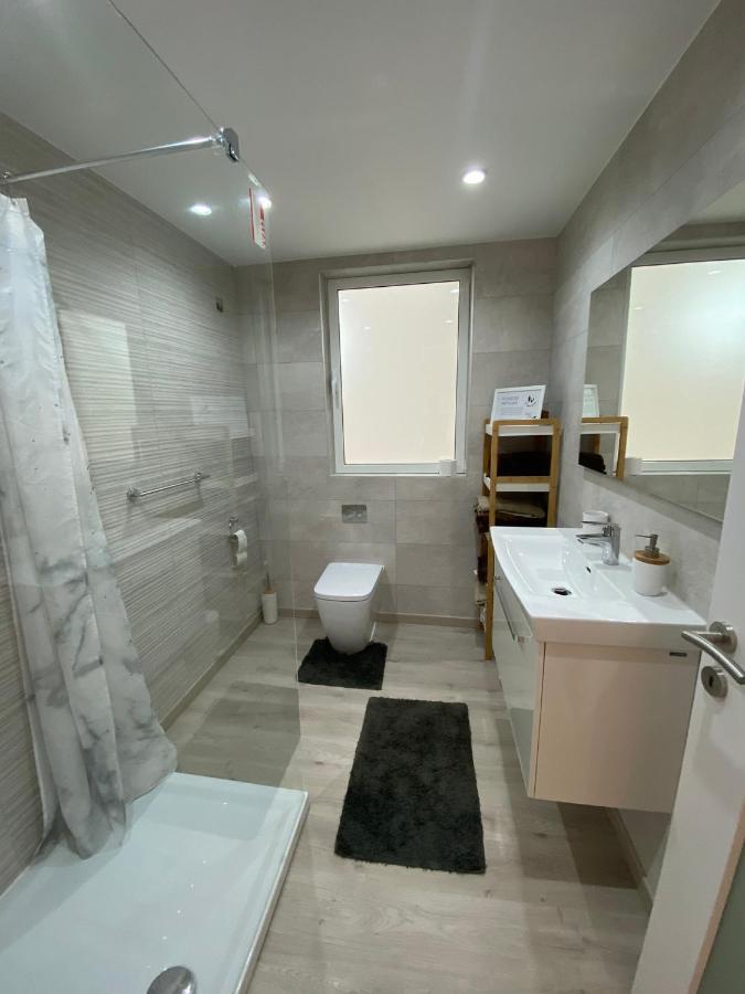 Modern With Large Outdoor Area - Sleeps 7, Close To Malta International Airport Ħal Luqa